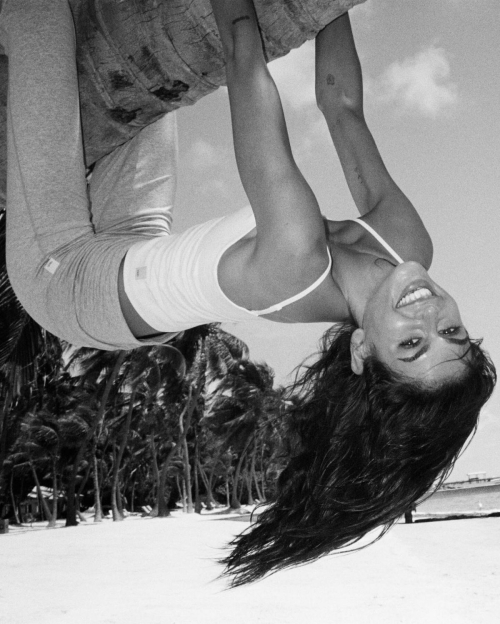 Kaia Gerber for Vuori Clothing Campaign, May 2025 9