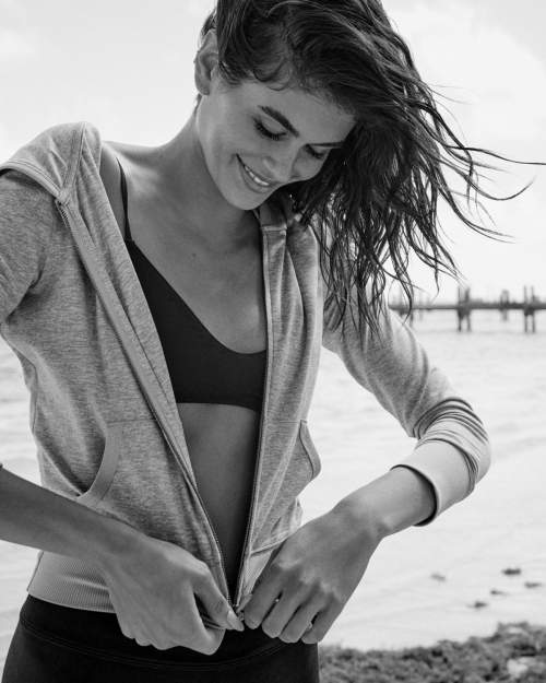 Kaia Gerber for Vuori Clothing Campaign, May 2025 7