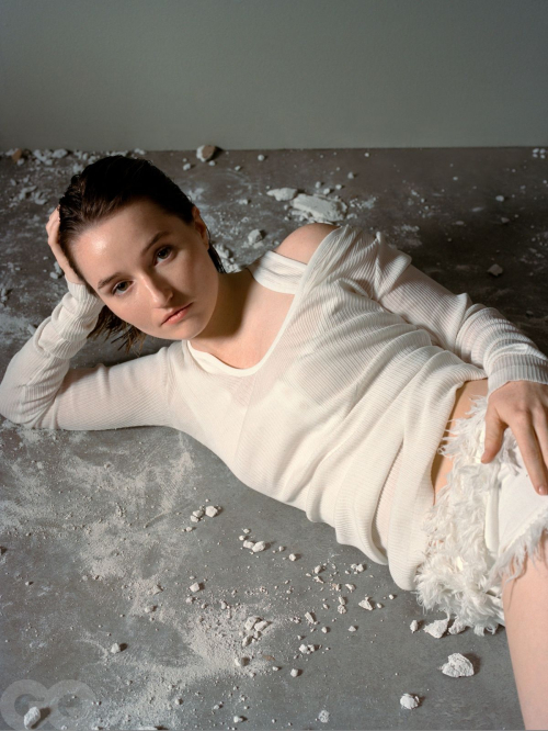 Kaitlyn Dever Featured in GQ Hype, May 2025 6