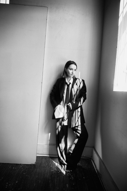 Kaitlyn Dever for NYT Style Australia, May 2025 1
