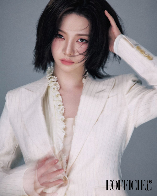 Karina for L’Officiel YK summer issue, May 2025 3