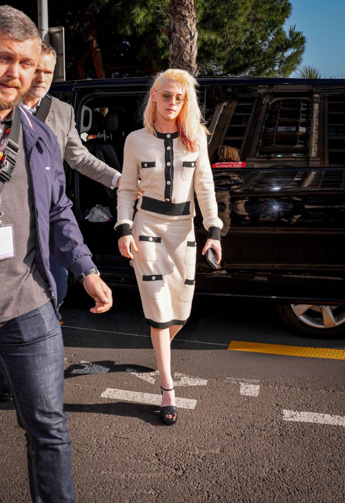 Kristen Stewart Out and About in Cannes, May 2025 5