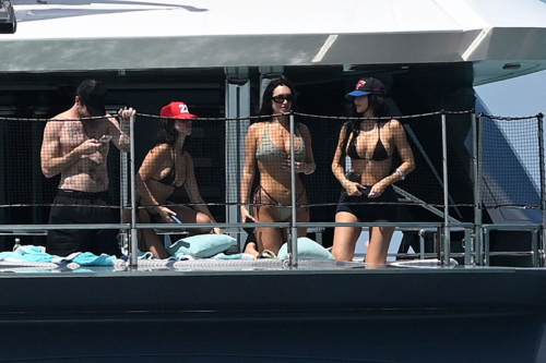 Kylie Jenner in Bikini at F1 Weekend in Miami, May 2025 1