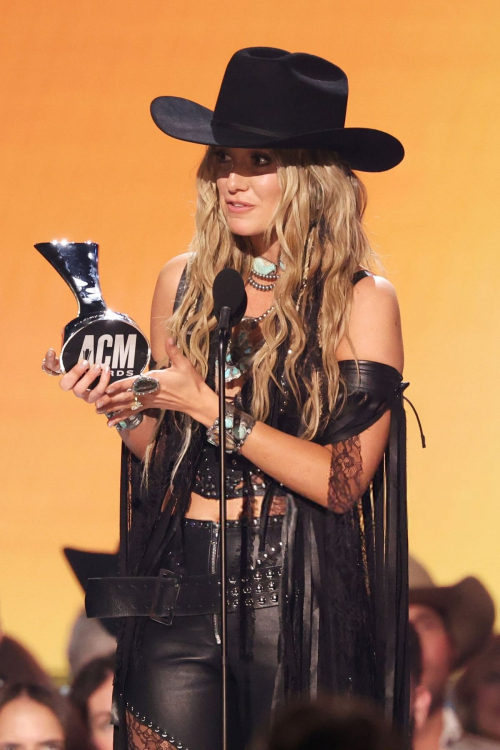 Lainey Wilson Performs at Country Music Awards, May 2025 2
