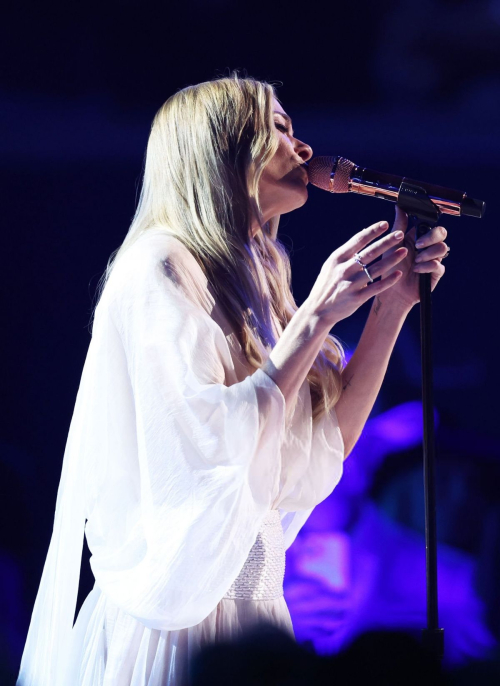 LeAnn Rimes Performs at Country Music Awards, May 2025 3