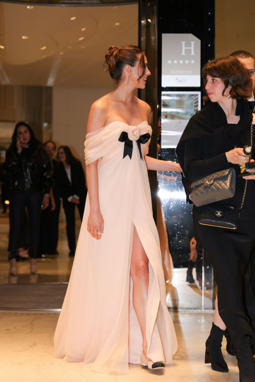 Margaret Qualley Leaves Marriott Hotel Cannes, May 2025 3