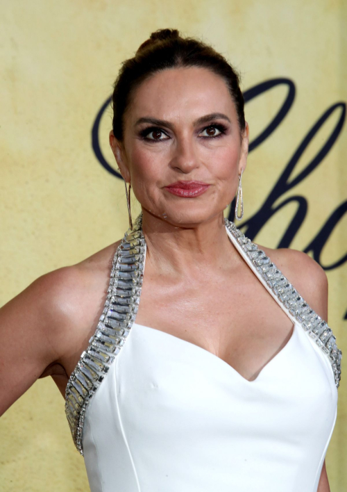 Mariska Hargitay at amfAR Gala Cannes, May 2025 4