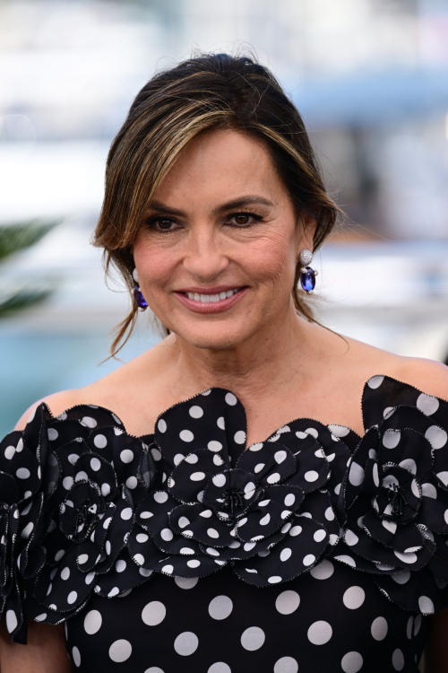 Mariska Hargitay at My Mom Jayne Photocall, May 2025 1