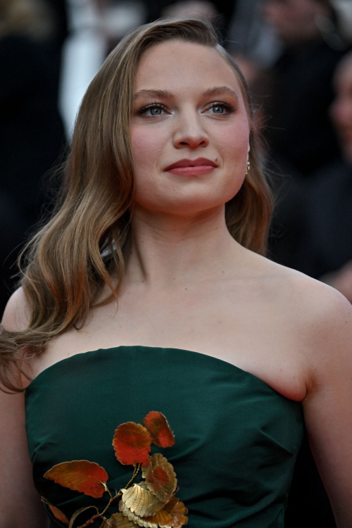 Mia Threapleton at Phoenician Scheme Cannes Premiere, May 2025 1