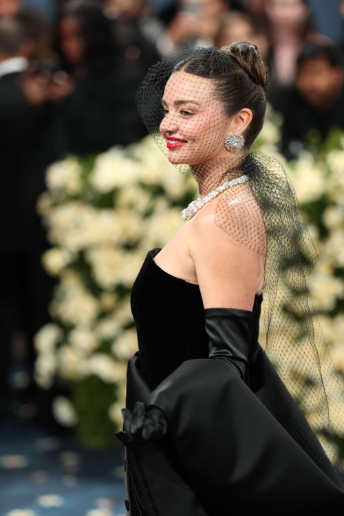 Miranda Kerr at 2025 Met Gala in NYC, May 2025 2