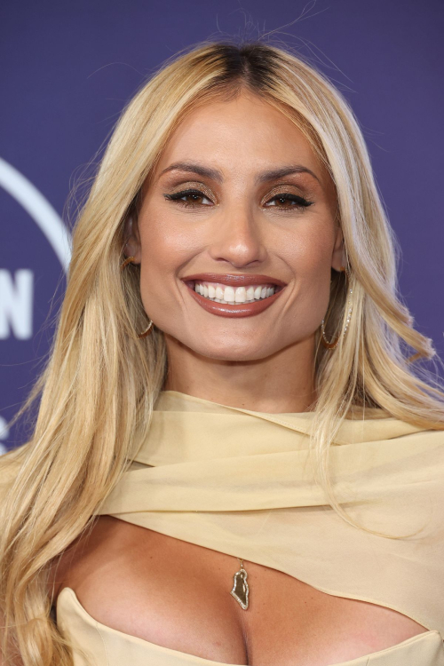 Montana Tucker at American Music Awards in Las Vegas, May 2025