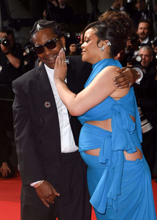 Pregnant Rihanna at Highest 2 Lowest Red Carpet, May 2025 2
