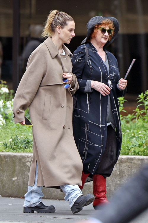 Rebecca Ferguson Out and About in Milan, May 2025 2