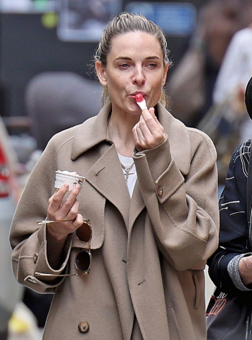 Rebecca Ferguson Out and About in Milan, May 2025 4