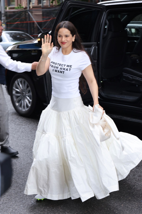 Rosalia Arrives at Her Hotel in New York City, May 2025 1