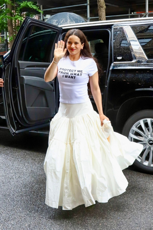 Rosalia Arrives at Her Hotel in New York City, May 2025 2