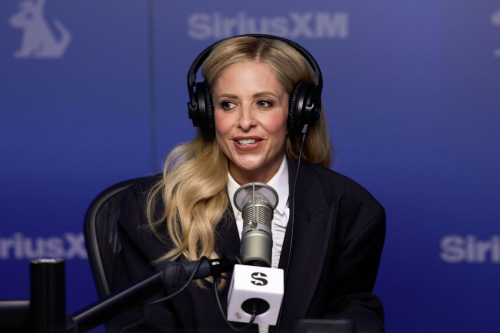 Sarah Michelle Gellar at SiriusXM Radio in New York, May 2025 2