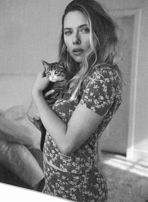 Scarlett Johansson for Vanity Fair, May 2025 4