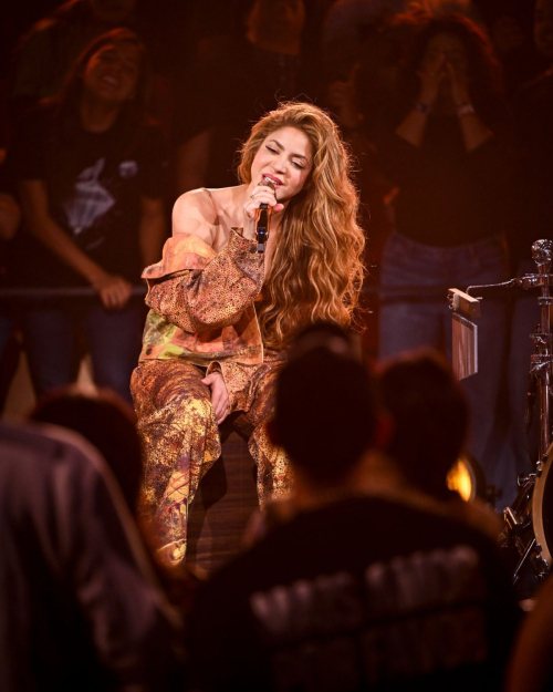Shakira Performs at Tonight Show Starring Jimmy Fallon, May 2025 1