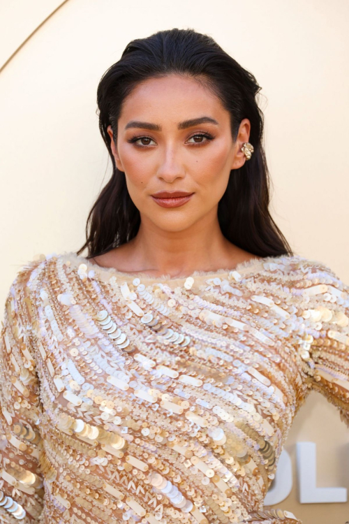 Shay Mitchell at Gold Gala in Los Angeles, May 2025 4