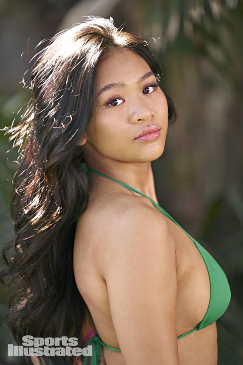 Sunisa Lee in Sports Illustrated Swimsuit, May 2025 19