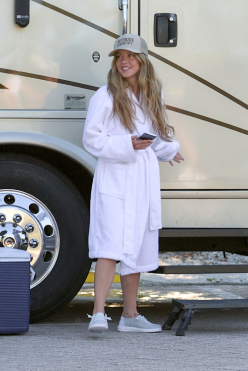 Sydney Sweeney on Hey Dude Set in Florida, May 2025 3