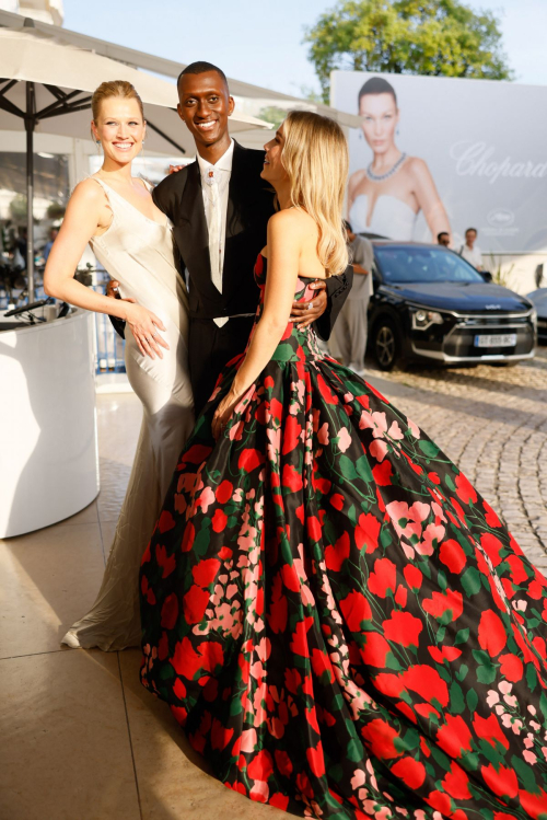 Toni Garrn and Claire Holt Leave Hotel Martinez, May 2025 4
