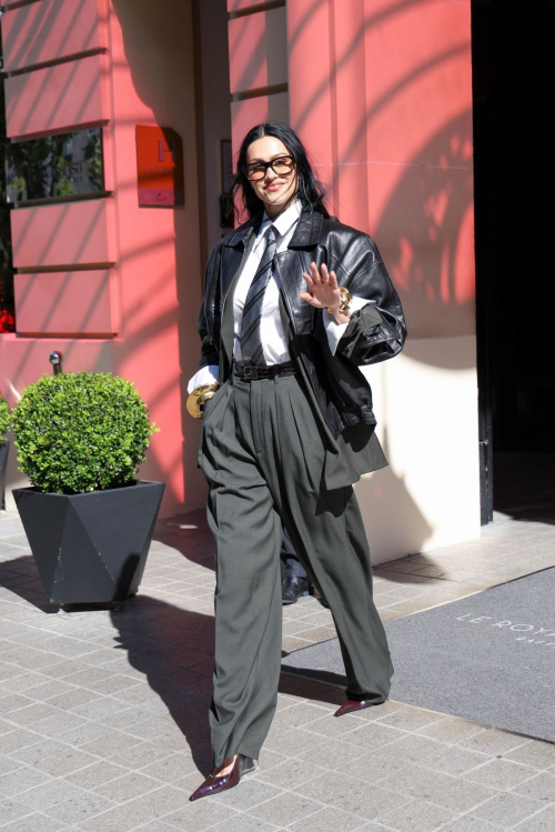 Amelia Hamlin at YSL Event in Paris, June 2025 1