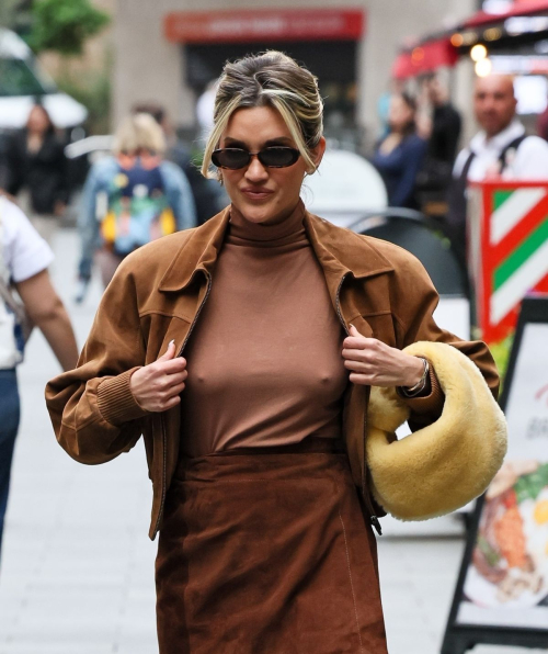 Ashley Roberts Leaves Heart Radio London, June 2025 1