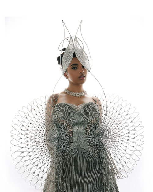 Avantika for Elle India Feature, June 2025 1
