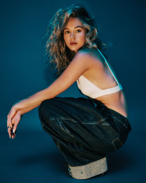 Brec Bassinger for Schon Magazine, June 2025
