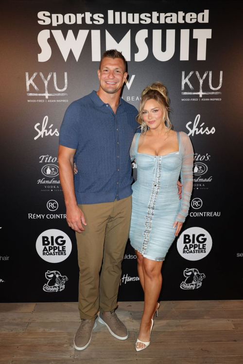 Camille Kostek at SI Swimsuit Kick Off Dinner in Miami, May 2025 4