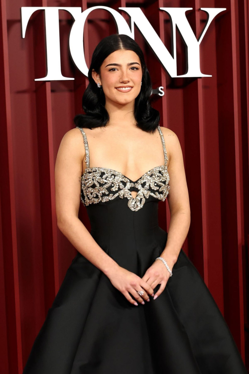 Charli D’Amelio at Tony Awards in New York City, June 2025 4
