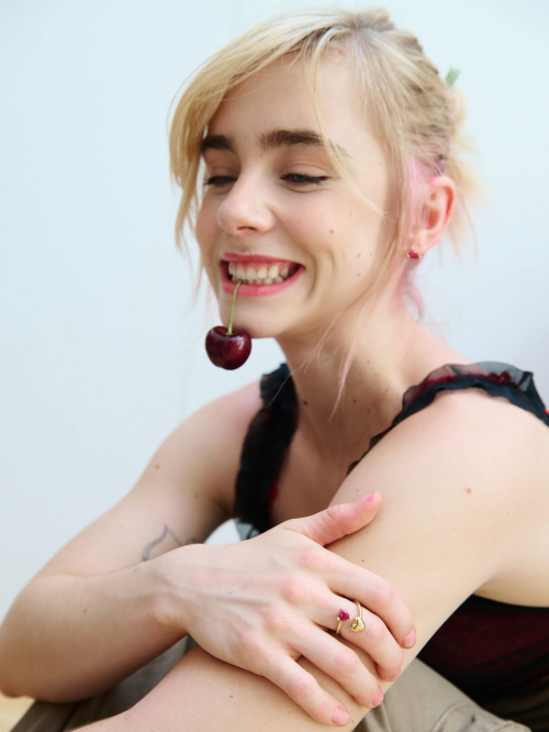 Clara Galle for Tous Jewelry campaign, June 2025 1