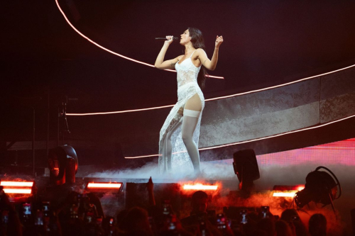 Dua Lipa performs at Ziggo Dome in Amsterdam, June 2025 3