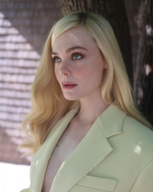 Elle Fanning instagram photos, June 2025 3