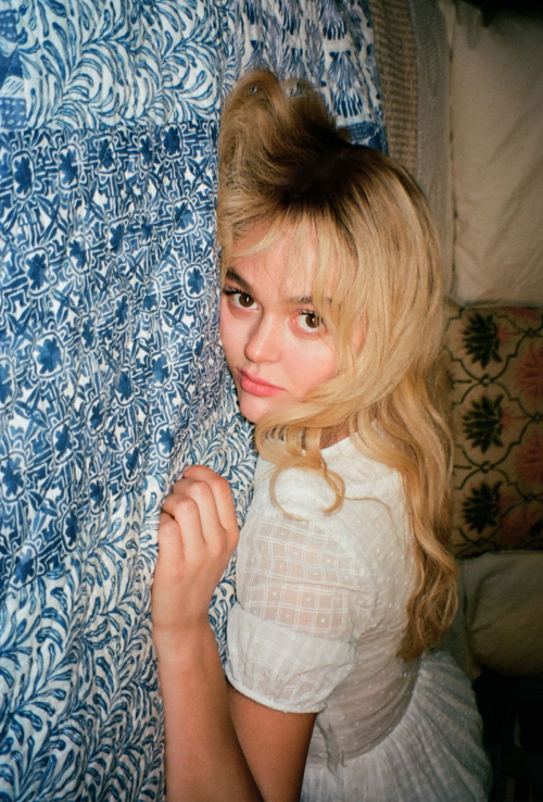 Emily Alyn Lind for Polyester Magazine, June 2025 4
