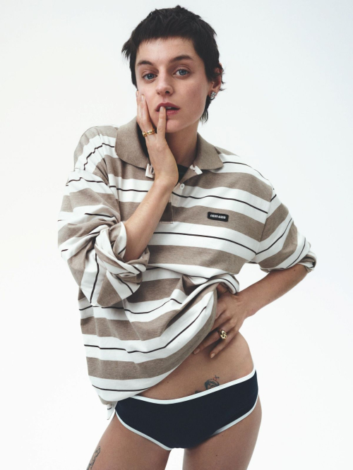 Emma Corrin for Elle Italy, June 2025 1