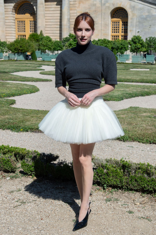 Emma Roberts at Jacquemus Show at PFW, June 2025 4