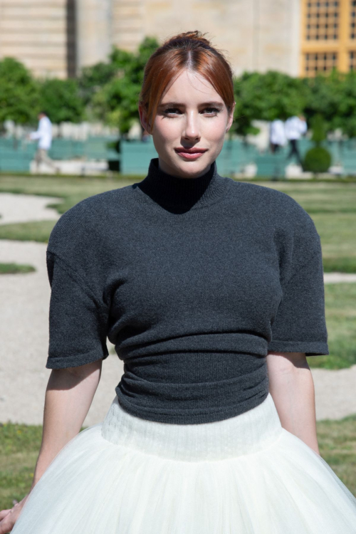 Emma Roberts at Jacquemus Show at PFW, June 2025 6