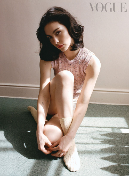 Gracie Abrams for Vogue Mexico, July 2025 6