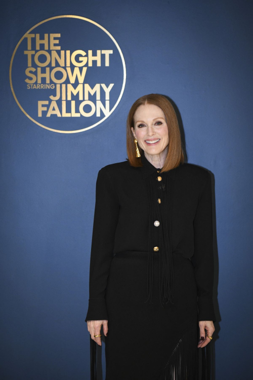 Julianne Moore at Tonight Show Jimmy Fallon, May 2025