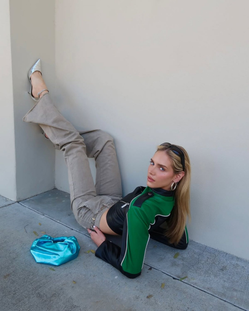 Kari Riley – Instagram Photos, June 2025 13