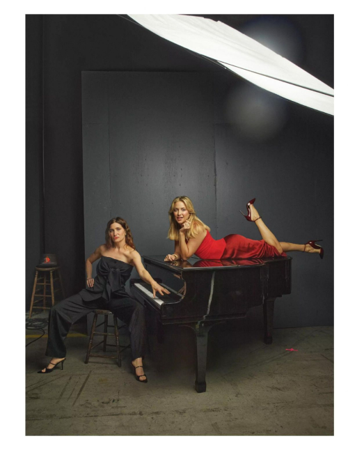 Kathryn Hahn Kate Hudson in Variety Talk, June 2025 4