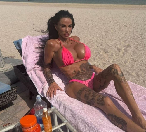 Katie Price in bikini at Dubai beach, June 2025 1