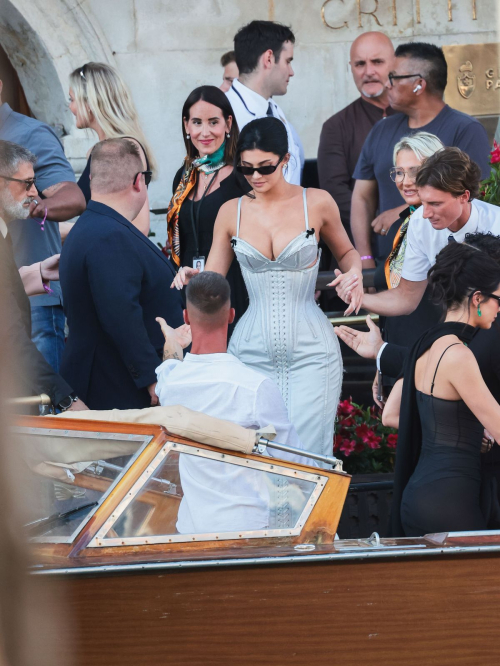 Kendall Kylie Jenner at Jeff Bezos wedding, June 2025 8