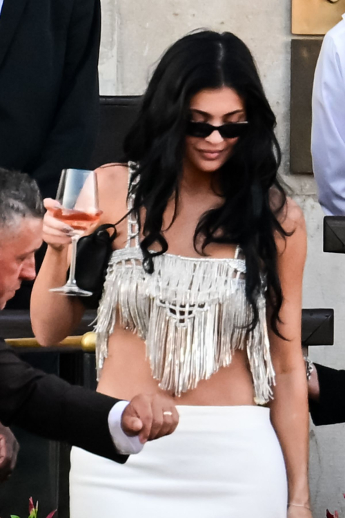 Kendall & Kylie Jenner Outside Gritti Hotel Venice, June 2025 6
