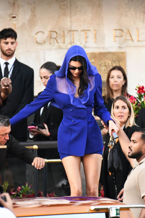 Kendall & Kylie Jenner Outside Gritti Hotel Venice, June 2025 8