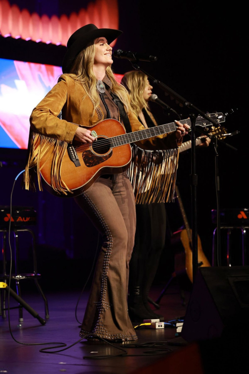 Lainey Wilson at Audacy Leading Ladies New York, April 2025 1