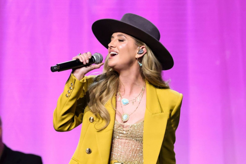 Lainey Wilson at Play Something Country Gala, May 2025 8